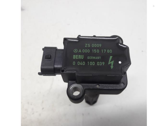 Usagé Bobine Mercedes C (W203) 2.0 C-180 16V Prix € 21,00 Règlement à la marge proposé par Reclycar De Boer BV