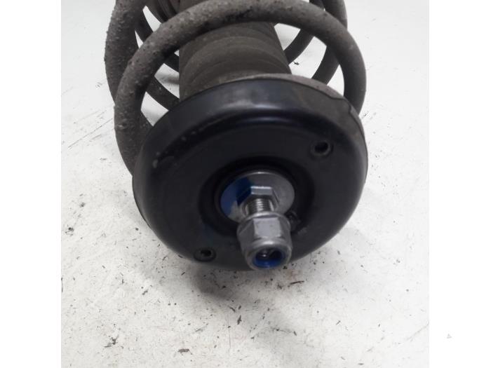 Front shock absorber, right from a Citroën C4 Picasso (UD/UE/UF) 1.6 HDiF 16V 110 2012