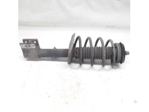 Used Front shock absorber, right Citroen C4 Picasso (UD/UE/UF) 1.6 HDiF 16V 110 Price € 42,00 Margin scheme offered by Reclycar De Boer BV