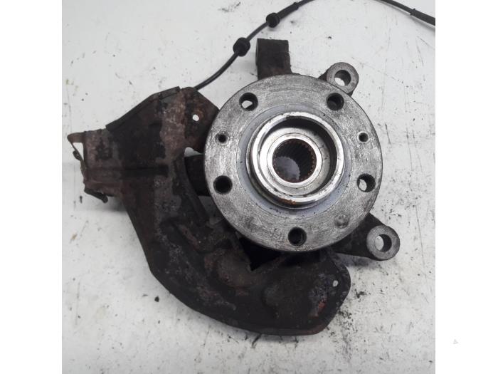 Begagnade Framhjulsnav Citroen Jumpy (G9) 1.6 HDI 16V Pris € 52,50 Marginaltabell erbjuds av Reclycar De Boer BV