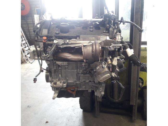 Engine from a Citroën C5 Aircross (A4/AC/AJ/AR) 1.6 Turbo 180 16V 2019