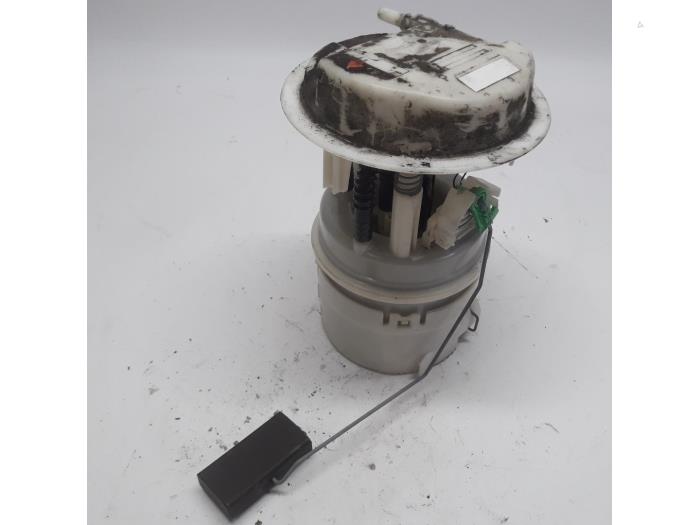 Usagé Pompe à carburant Citroen C4 Berline (LC) 1.6 16V Prix € 26,25 Règlement à la marge proposé par Reclycar De Boer BV