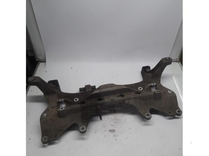 Used Subframe Peugeot Bipper (AA) 1.3 HDI Price € 52,50 Margin scheme offered by Reclycar De Boer BV