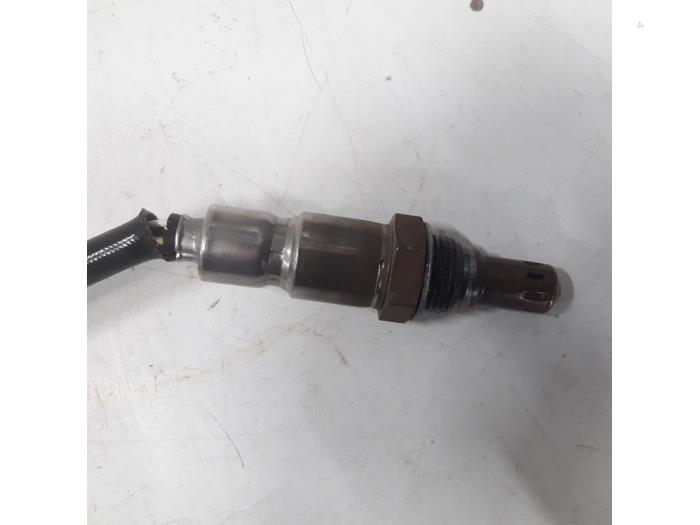 Lambda probe from a Volkswagen Golf VII (AUA) 1.6 TDI BlueMotion 16V 2016