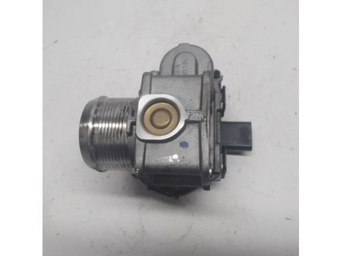 Usagé Boitier papillon Citroen C4 Cactus (0B/0P) 1.6 Blue Hdi 100 Prix € 26,25 Règlement à la marge proposé par Reclycar De Boer BV