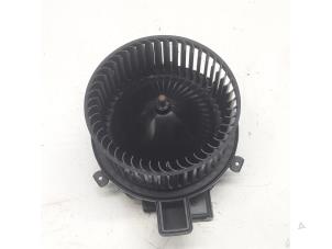 Used Heating and ventilation fan motor Audi A5 Sportback (F5A/F5F) 1.4 TFSI 16V Price € 105,00 Margin scheme offered by Reclycar De Boer BV