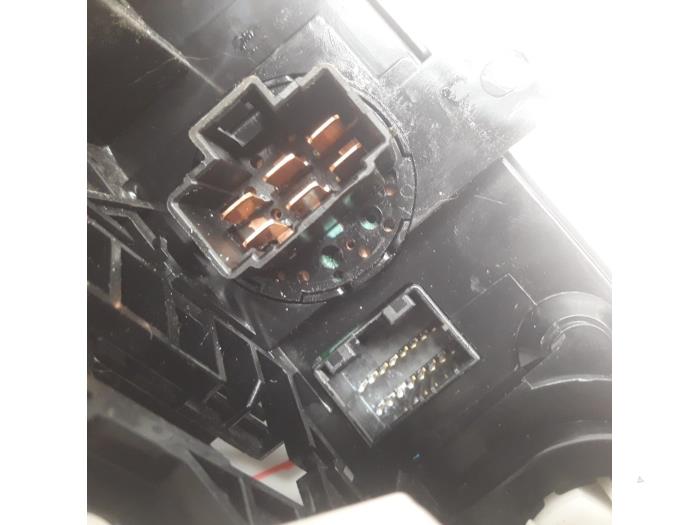 Panel de control de calefacción de un Kia Picanto (TA) 1.0 12V 2012