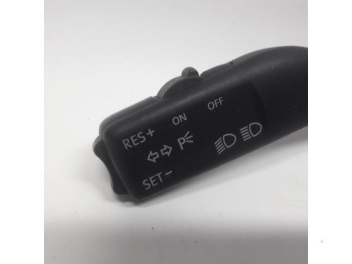 Indicator switch from a Volkswagen Touran (1T1/T2) 1.6 FSI 16V 2005