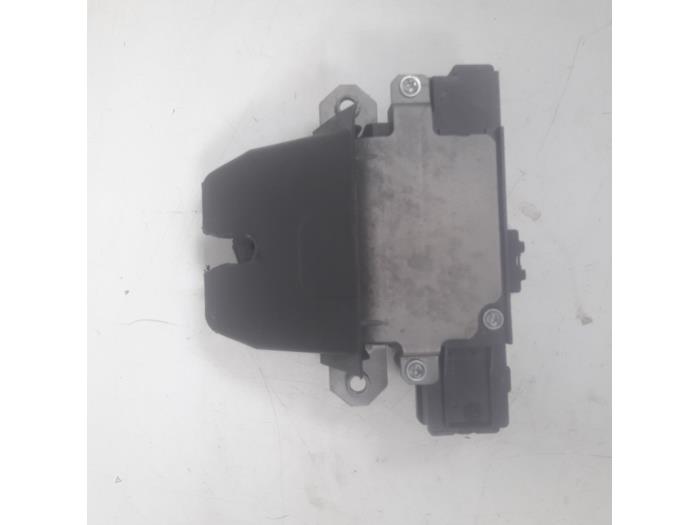 Tailgate lock mechanism from a Ford S-Max (GBW) 2.0 TDCi 16V 140 2007