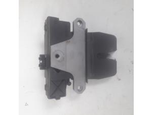 Used Tailgate lock mechanism Ford S-Max (GBW) 2.0 TDCi 16V 140 Price € 26,25 Margin scheme offered by Reclycar De Boer BV