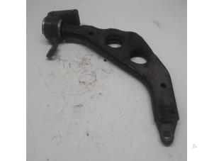 Used Front lower wishbone, right BMW Mini One/Cooper (R50) 1.6 16V Cooper Price € 27,56 Margin scheme offered by Reclycar De Boer BV
