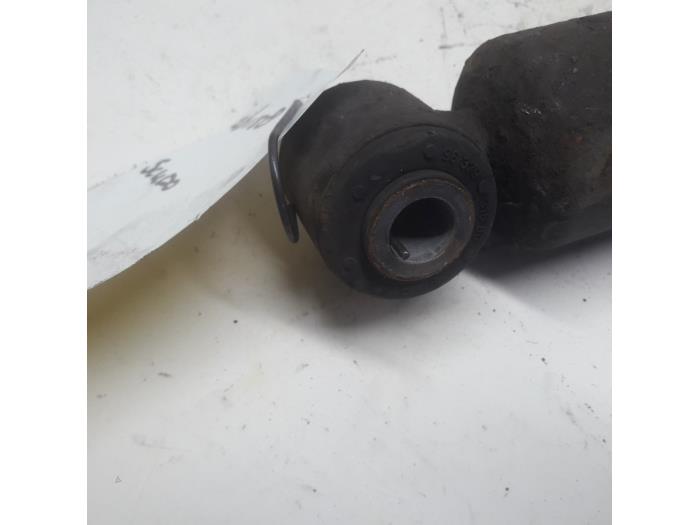 Rear shock absorber, left from a Fiat Scudo (270) 2.0 D Multijet 2008