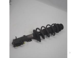 Used Front shock absorber, right Kia Rio III (UB) 1.1 CRDi VGT 12V Price € 55,13 Margin scheme offered by Reclycar De Boer BV