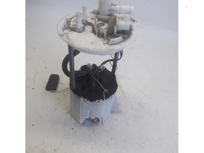 Electric fuel pumps with part number 687925552 stock