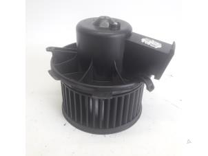 Used Heating and ventilation fan motor Peugeot 206+ (2L/M) 1.4 XS Price € 36,75 Margin scheme offered by Reclycar De Boer BV