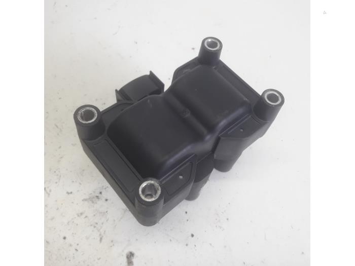 Ignition coil from a Ford Fiesta 5 (JD/JH) 1.4 16V 2003