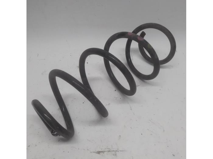 Rear coil spring from a Renault Clio V (RJAB) 1.0 TCe 100 12V 2019