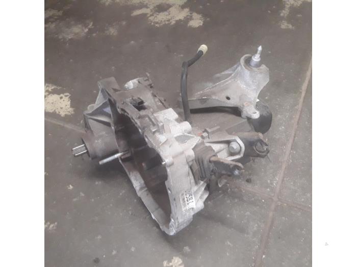 Gearbox Renault Twingo II 1 2 16V 7701723426 D4F770 JB1525