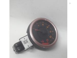 Used Tachometer Renault Twingo II (CN) 1.2 16V Price € 42,00 Margin scheme offered by Reclycar De Boer BV