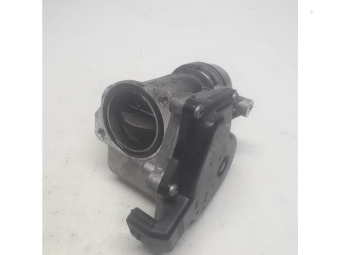Begagnade Spjällhus Renault Clio III (SR) 1.5 dCi FAP Pris € 26,25 Marginaltabell erbjuds av Reclycar De Boer BV