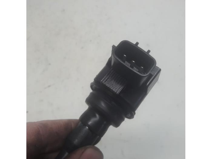 Ignition coil from a Renault Clio V (RJAB) 1.0 TCe 100 12V 2019