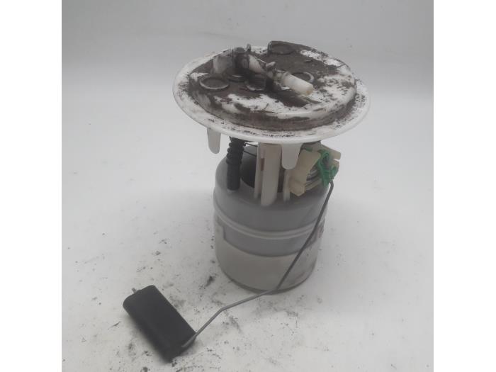 Usagé Pompe à carburant Citroen C3 (FC/FL/FT) 1.4 Prix € 26,25 Règlement à la marge proposé par Reclycar De Boer BV