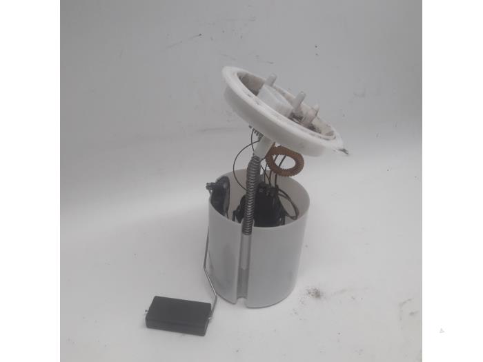 Bomba eléctrica de combustible de un Seat Leon (1P1) 1.4 16V 2011