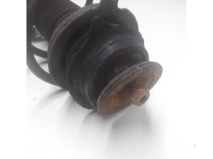 Front shock absorber, right from a Ford Ka II 1.2 2010