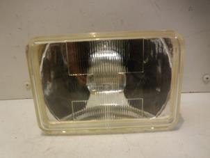 New Fog light, front right Renault R9 Price € 15,75 Inclusive VAT offered by Reclycar De Boer BV