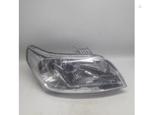 New Headlight, right Chevrolet Aveo Price € 126,00 Inclusive VAT offered by Reclycar De Boer BV