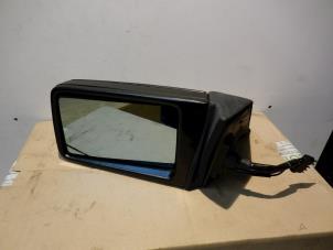New Wing mirror, left Mercedes 200 - 500 Price € 47,25 Inclusive VAT offered by Reclycar De Boer BV