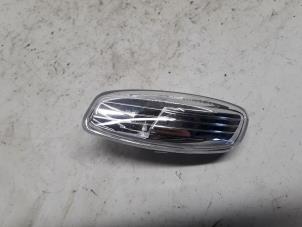 New Indicator mirror left Peugeot 207 Price € 5,25 Inclusive VAT offered by Reclycar De Boer BV