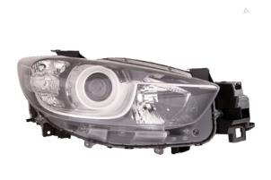 Nowe Reflektor prawy Mazda CX-5 Cena € 120,75 Z VAT oferowane przez Reclycar De Boer BV