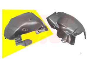 New Wheel arch liner Renault Scenic Price € 15,75 Inclusive VAT offered by Reclycar De Boer BV