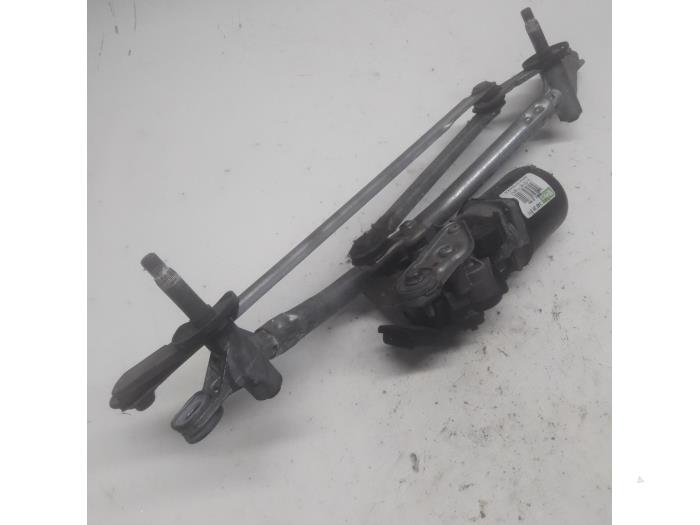 Nissan Qashqai Wiper motor + mechanisms stock
