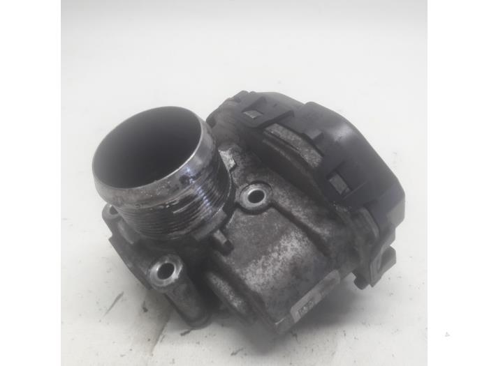 Usagé Boitier papillon Peugeot 308 SW (L4/L9/LC/LJ/LR) 1.6 BlueHDi 120 Prix € 26,25 Règlement à la marge proposé par Reclycar De Boer BV