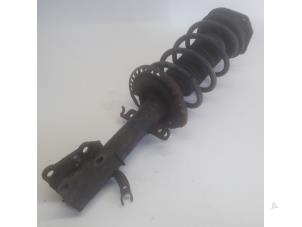 Used Front shock absorber, right Renault Kangoo Express (FW) 1.6 16V Price € 42,00 Margin scheme offered by Reclycar De Boer BV