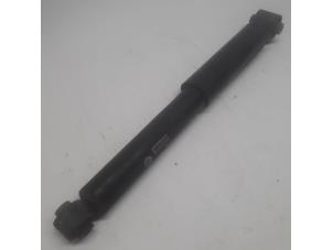 Used Rear shock absorber, left Nissan Qashqai (J10) 2.0 16V 4x4 Price € 26,25 Margin scheme offered by Reclycar De Boer BV
