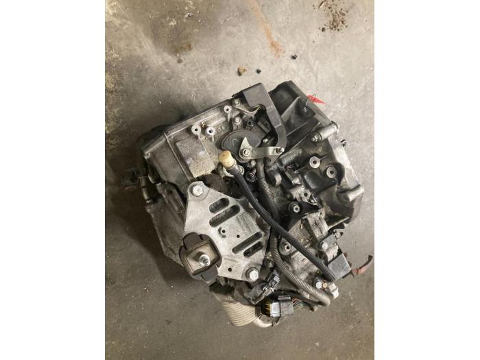Gearbox from a Renault Laguna III Estate (KT) 2.0 dCi 16V 175 FAP 2012