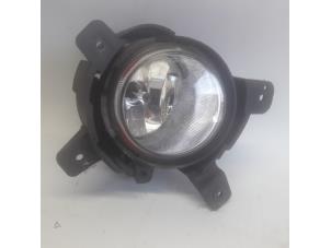 Begagnade Dimljus, höger fram Kia Picanto (BA) 1.1 12V Pris € 26,25 Marginaltabell erbjuds av Reclycar De Boer BV