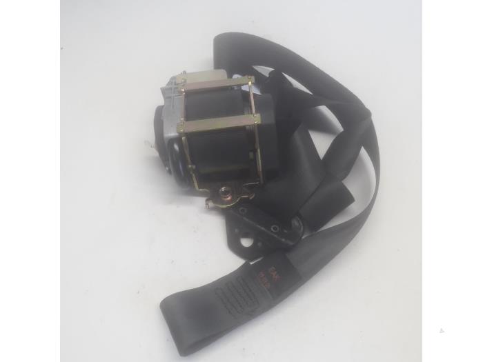 Front seatbelt, right from a Peugeot 1007 (KM) 1.4 16V 2007