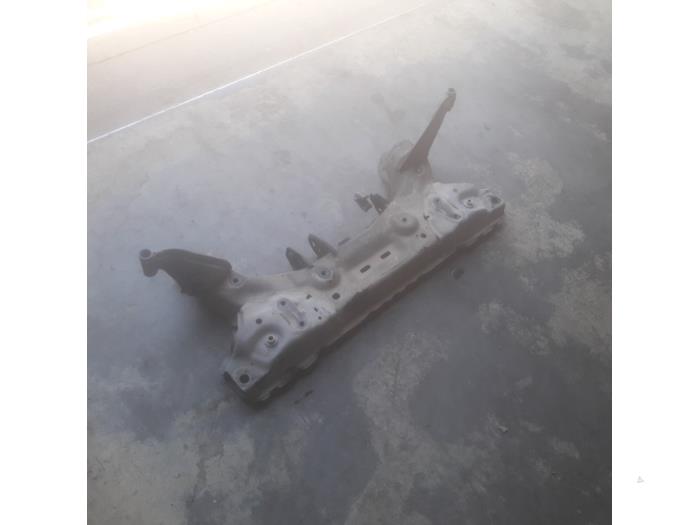 Usados Subchasis Mazda 2 (DE) 1.4 CDVi 16V Precio € 26,25 Norma de margen ofrecido por Reclycar De Boer BV