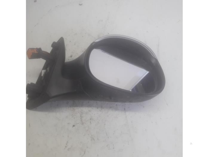 Wing mirror, right from a Citroën Xsara Picasso (CH) 2.0 16V 2006
