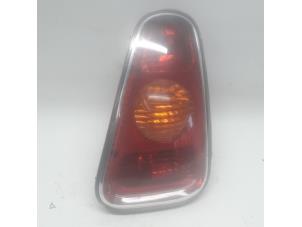 Used Taillight, right BMW Mini One/Cooper (R50) 1.6 16V One Price € 36,75 Margin scheme offered by Reclycar De Boer BV