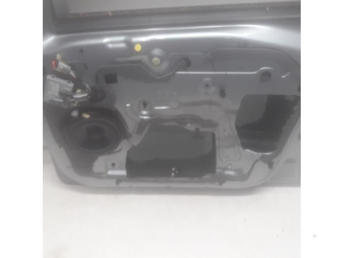 Front door 4-door, right from a Ford Galaxy (WA6) 2.3 16V 2009