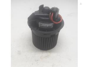 Used Heating and ventilation fan motor Renault Clio IV Estate/Grandtour (7R) 1.5 Energy dCi 90 FAP Price € 36,75 Margin scheme offered by Reclycar De Boer BV
