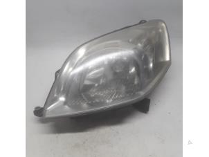 Used Headlight, left Fiat Fiorino (225) 1.4 Price € 52,50 Margin scheme offered by Reclycar De Boer BV