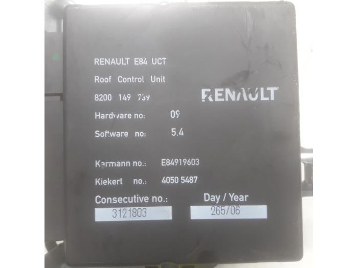 Convertible motor from a Renault Megane II CC (EM) 1.6 16V 2006