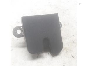 Used Tailgate lock mechanism Skoda Citigo 1.0 12V Price € 26,25 Margin scheme offered by Reclycar De Boer BV