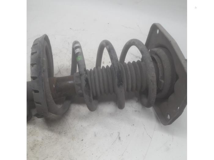 Front shock absorber, right from a Citroën Jumpy (G9) 1.6 HDI 16V 2011